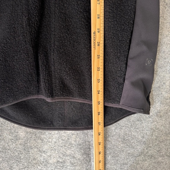 Lululemon Tundra Trek 1/2 Zip Black Sherpa Fleece Pullover Jacket Size S - Picture 9 of 16